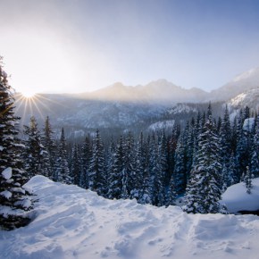 Educational snowshoe hiking series offered in Rocky Mountain National&nbsp;Park