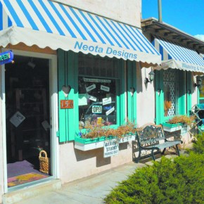 Fiber artist creates hand-painted yarn,&nbsp;garments