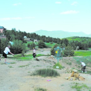 COVER: Disc golf grows in popularity, provides ‘healthy addiction’ for&nbsp;players