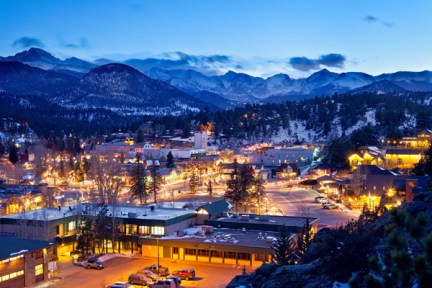 Estes_Park_village_in_winter_Credit_Visit_Estes_Park_9b9c7394-3e41-4af9-83a5-9e73315c086e